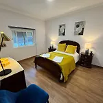 Casa de Férias Paredes 10 *