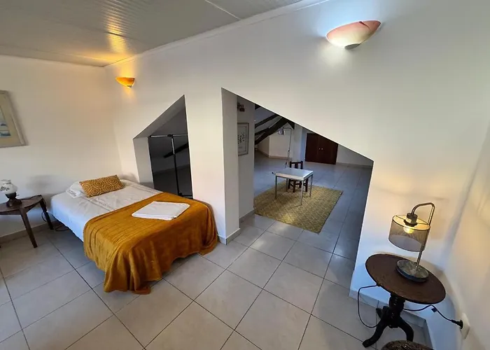 Paredes 10 Vakantiehuis *