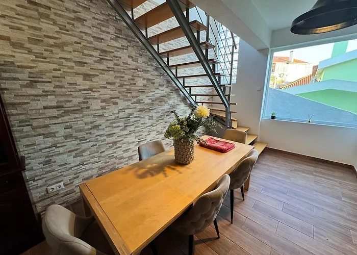 بيت للعطل Paredes 10 *