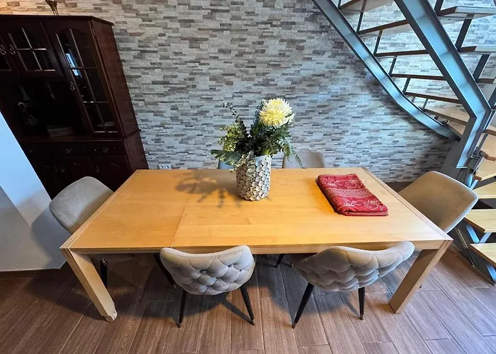 بيت للعطل Paredes 10 *