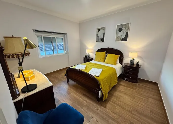 Vakantiehuis Paredes 10 *