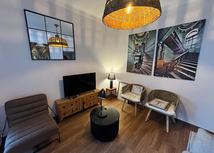 Paredes 10 ألينكوير